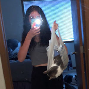 Meet your Posher, Megan